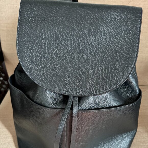 Cuyana Women\'s Leather Backpack main image 4